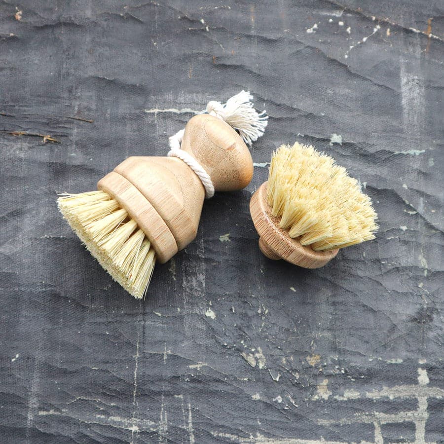 Refillable sisal dish hand brush with spare replacement head